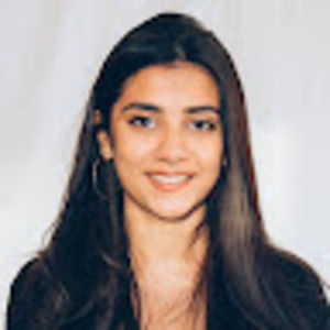 Meet your Posher, Ayesha